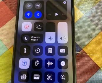 A venda IPhone X 64gb