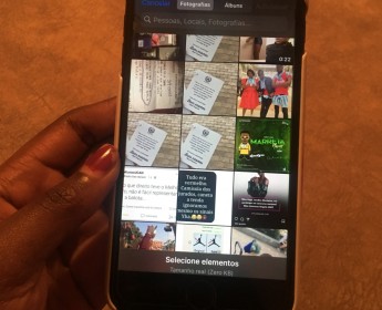 A venda IPhone cor preto