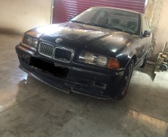 A venda BMW 320I