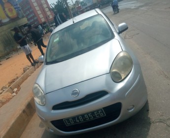 A venda Nissan Micra A venda