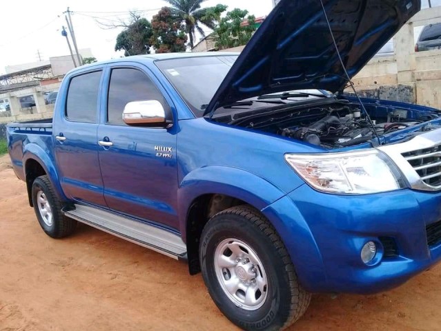 Venda Toyota Hilux