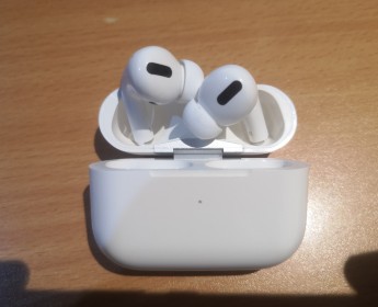 A venda VENDO AIRPODS PRO COMO NOVO