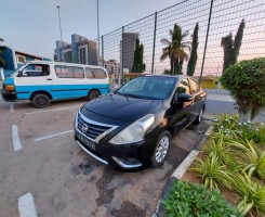 A venda Nissan Almera Bom Estado