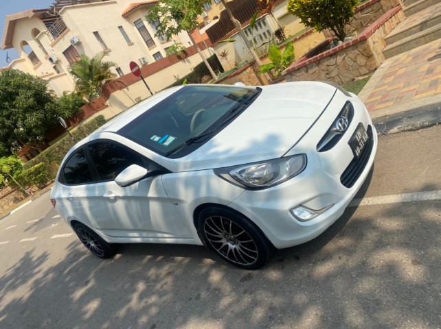 Venda Hyundai Accent