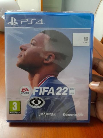 Jogo FIFA 22 PS4/PS5 - Que Rápido Angola - Loja Online