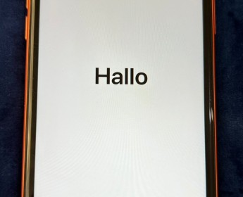 A venda IPhone XR - Laranja