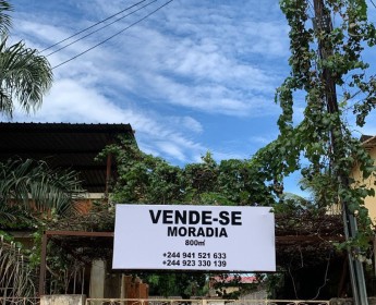 A venda Vende-se Moradia centro Vila de Viana