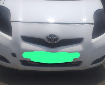 A venda Toyota YARIS