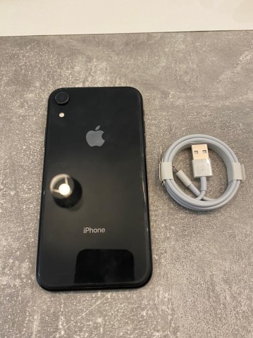 Venda IPhone XR-235.000