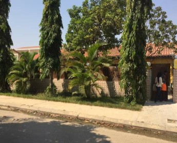 A venda Condominio girassol casa a venda