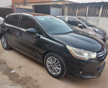 A venda Citroën Modelo C4