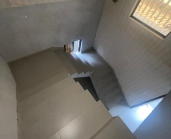 A venda VENDER : MORADIA V4 NO PRJECTO NANDÓ- BAIRRO SAPÚ