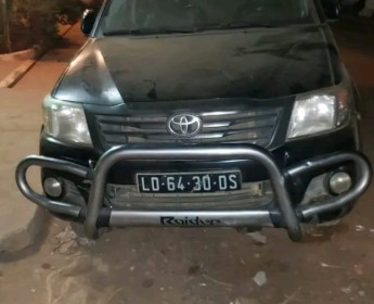 A venda Carrinha Hilux