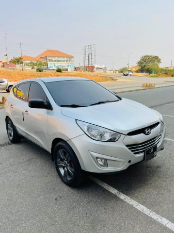 Venda Yhundai tucson impecável