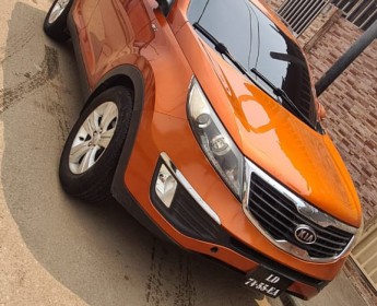A venda Kia Sportage impecável full
