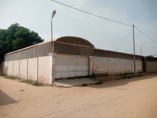 Venda Vende-se uma casa T3