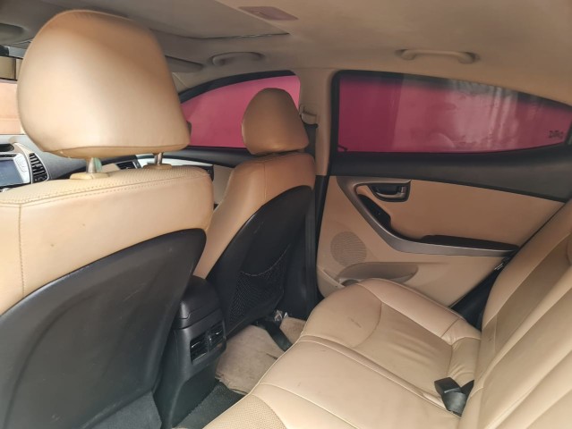 Venda Yhundai elantra impecável full