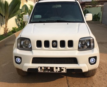 A venda Suzuki jimmy