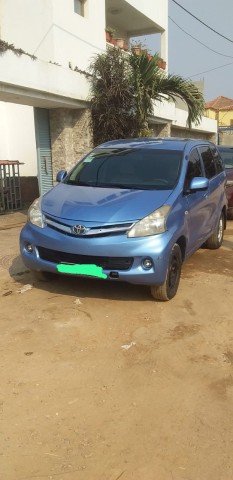 Venda TOYOTA AVANZA