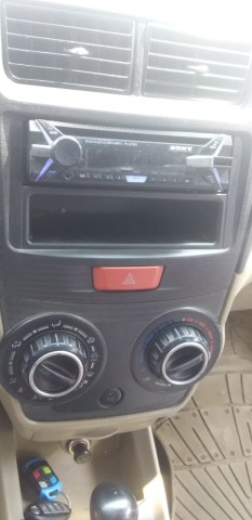 Venda TOYOTA AVANZA