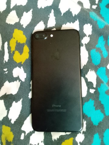 Venda IPhone 7 Plus preto 32GB