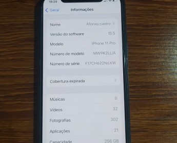 A venda Há venda, dois iPhones 11 Pro/256GB ambos, tudo funcionando. 330.000kz...