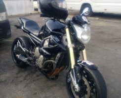 A venda Yamaha xj6 600cc.