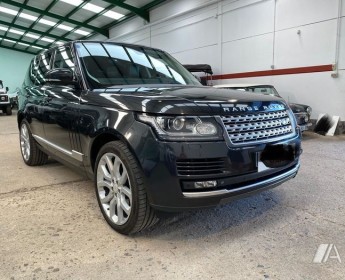 A venda Range Rover 4.4 SDV8 340CV Vogue 5dr.