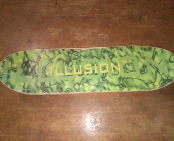 A venda Skate de marca ILUSION.