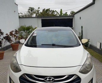 A venda HYUNDAI i30