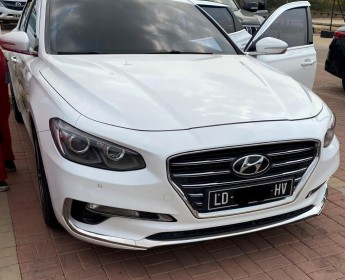 A venda Hyundai Grandeur IG 2018