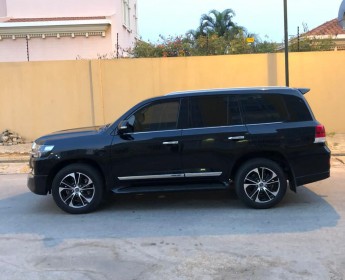 A venda Land Cruiser-GC-R-V8