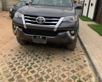 A venda Toyota Fortuner