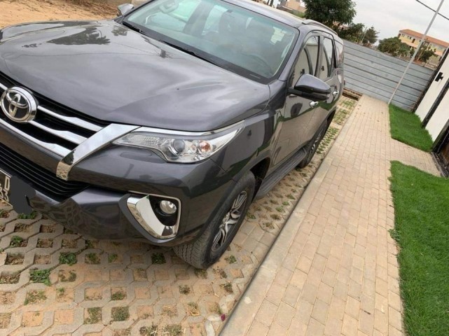 Venda Toyota Fortuner