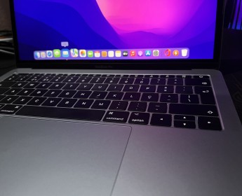 A venda Macbook Pro 2017 | 128 GB | Core I5 | 13"