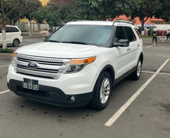 A venda Ford Explorer impecável