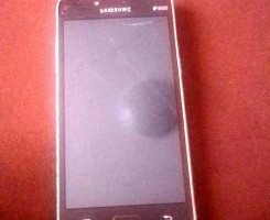 A venda Samsung 4gb 30.000kz