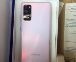 A venda SAMSUNG GALAXY S20 (SEMI NOVO) 180.000kzs (negociável)
