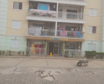 A venda Apartamento T3 a venda no condomínio ginga Cristina