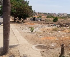 A venda Terreno de 4 hectares, à beira mar futungo b³l³