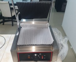 Comprar Tostadeira Electrica Grande - Fahita Sandes Nova
