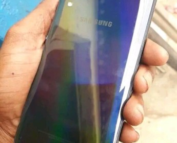 A venda Desapego um Samsung Galaxy A50