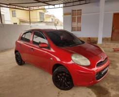 A venda Nissan Micra 2014
