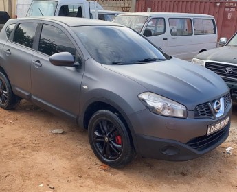 A venda Nissan turismo