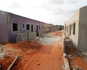 A venda Vende-se casas do tipo T2 zango bem localizadas