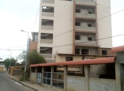 T16 edifício inacabado, Benfica dvd
