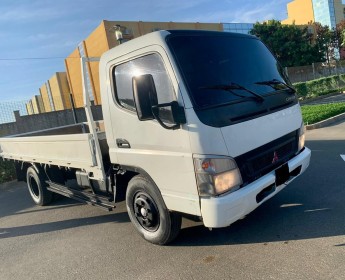 A venda Mitsubishi Canter Motor D34