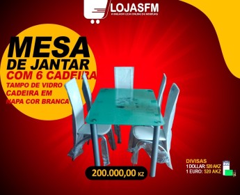 A venda MESA DE JANTAR COM 06 CADEIRAS TAMPO DE VIDRO CADEIRA EM NAPA COR BRAN...