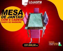 A venda MESA DE JANTAR COM 06 CADEIRAS TAMPO DE MARMORE