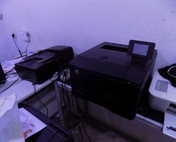 A venda Vendo impressora hp laser jet pouco tempo de uso